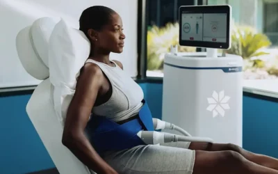 CoolSculpting vs Liposuction